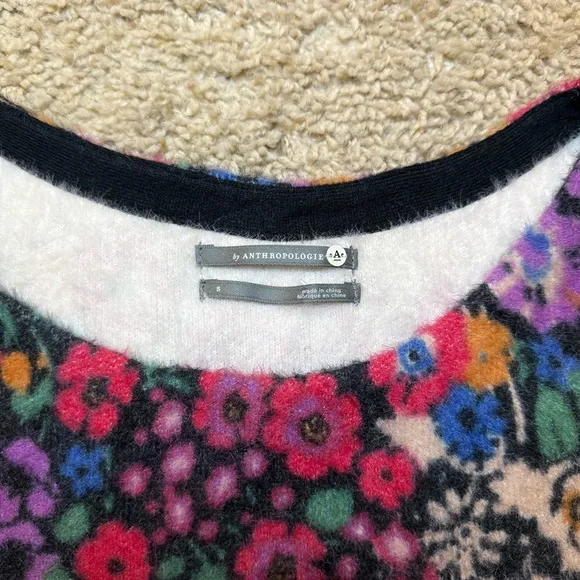 Anthropologie Floral Eyelash Multicolor Bouquet Flowers Romantic Fuzzy Sweater S - Picture 3 of 7